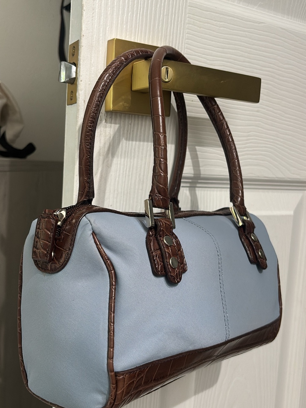 Vintage Etienne Aigner Two-Tone Barrel Satchel - Light Blue & Brown Croc Trim - Picture 4 of 5